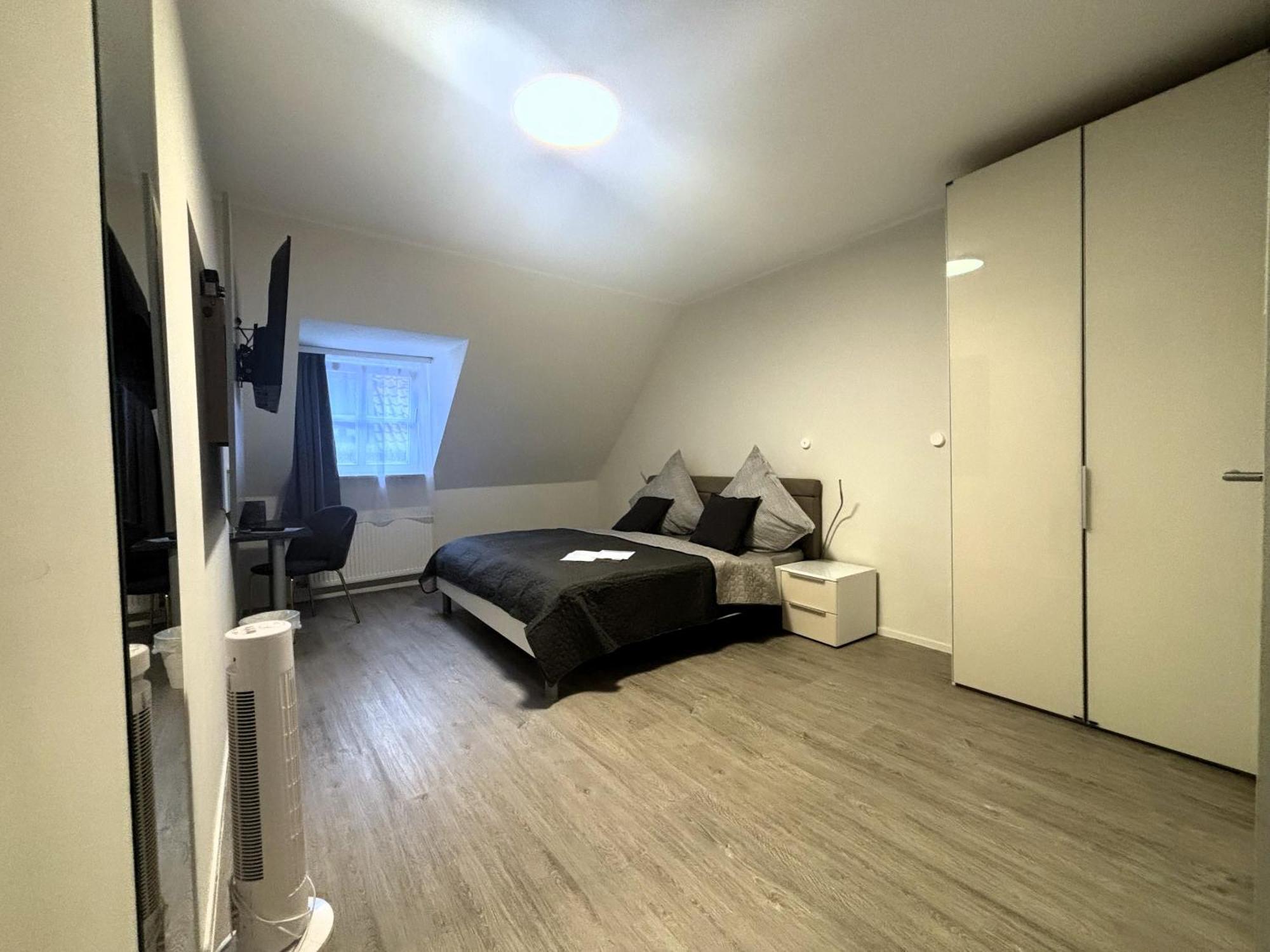 Boutique Hotel Q8 By Simplex Germersheim Extérieur photo
